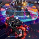 Tower of Fantasy - combate contra un jefe mecánico gigante en moto durante una misión de acción