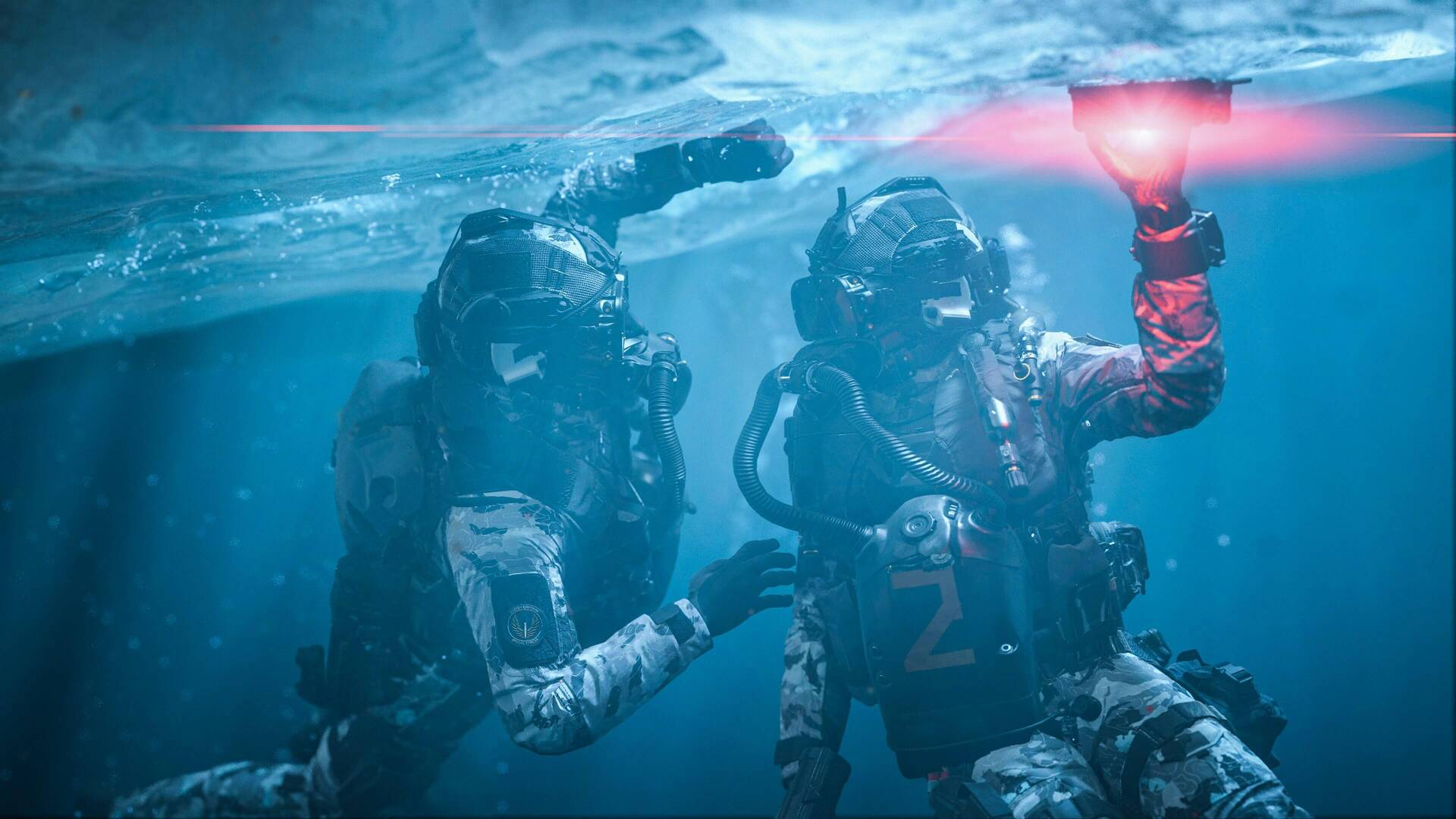 Call of Duty Modern Warfare III - buzos de las fuerzas especiales sumergidos bajo el hielo durante una misión de la campaña