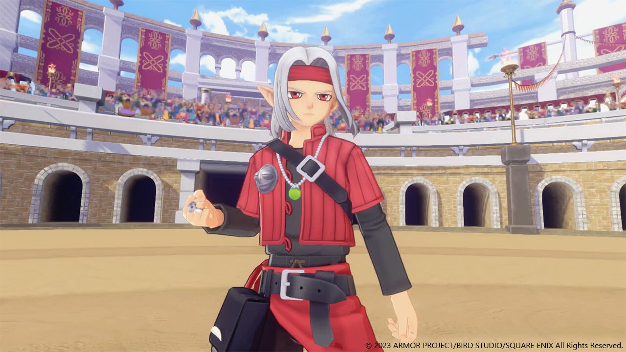 Dragon Quest Monsters: El príncipe oscuro - Psaro con una banda roja en la frente en el centro de una arena con público en las gradas