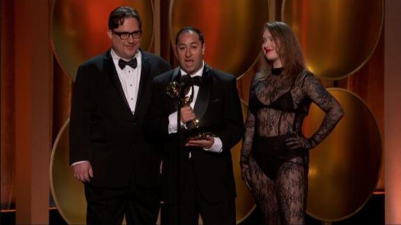 Silent Hill: Ascension - el equipo de Genvid Entertainment recogiendo el Emmy Award a la Mejor Innovación en Medios Emergentes en 2024