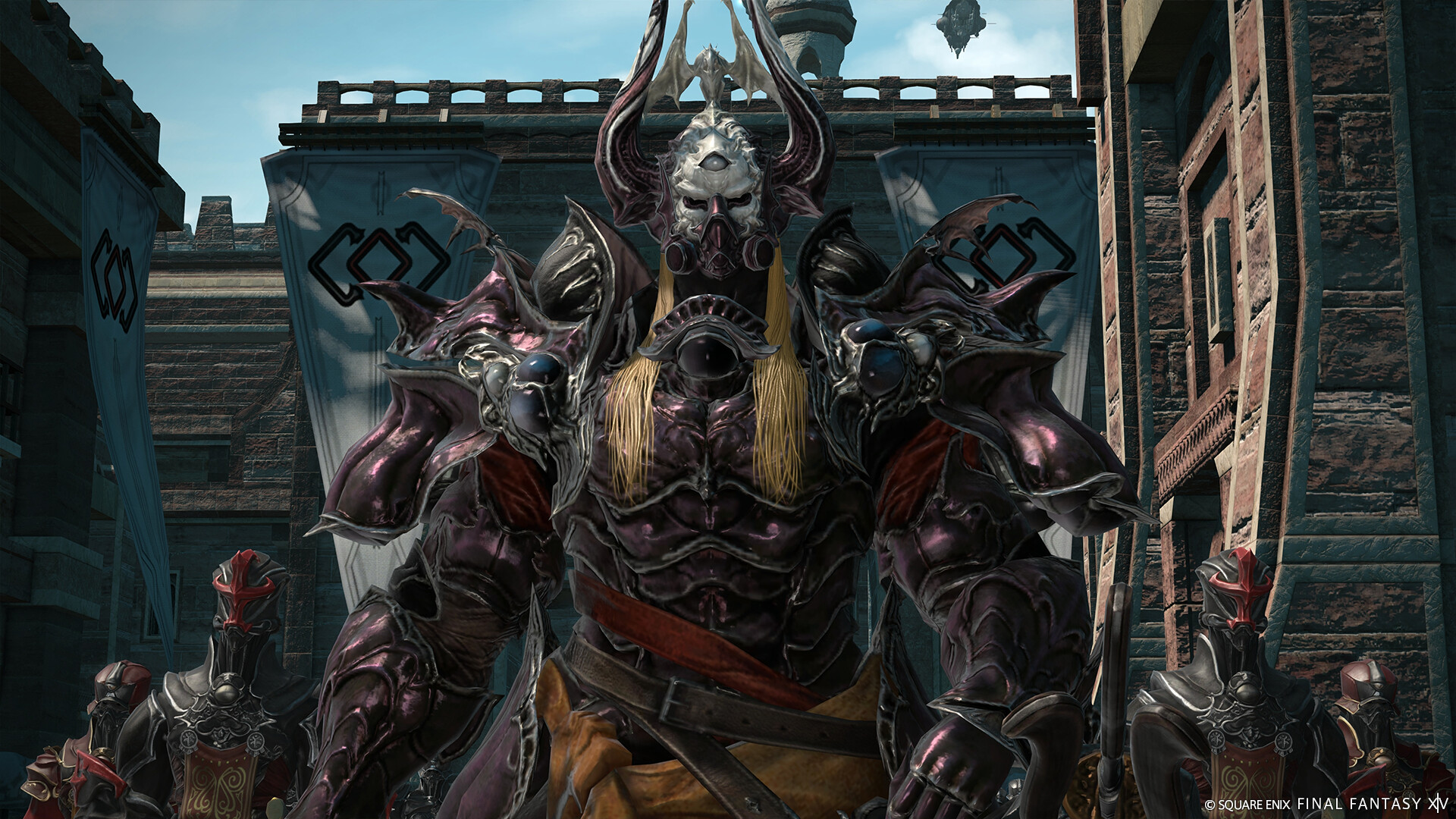 Final Fantasy XIV - Jefe con armadura oscura rodeado de soldados - Juegosrpg.com