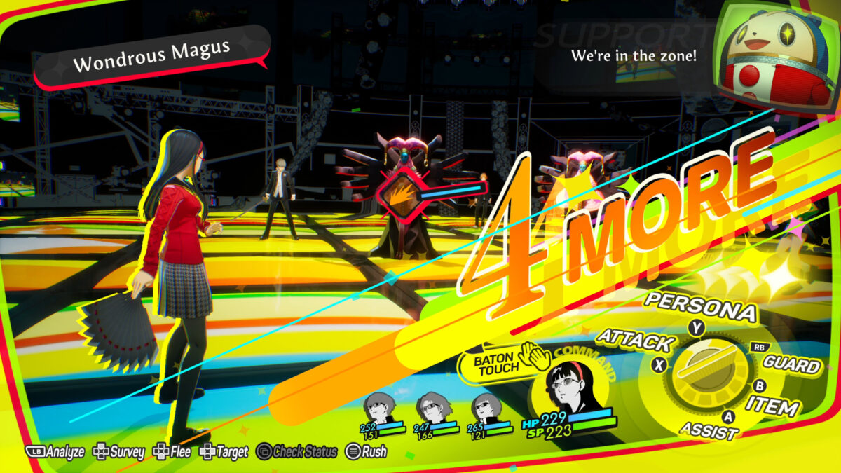 Persona 4 Revival - Yukiko en un combate por turnos contra las sombras - Juegosrpg.com