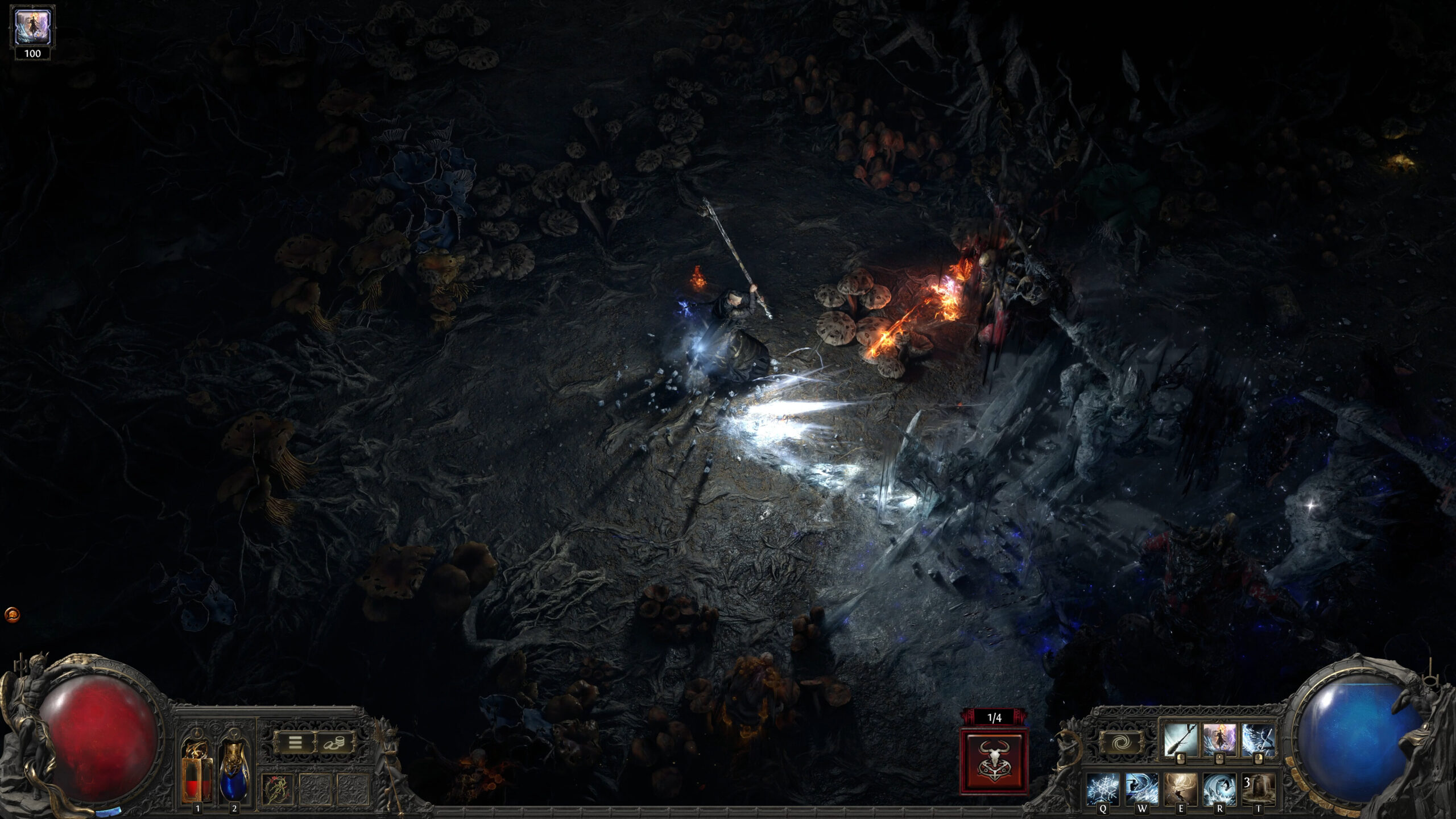 Path of Exile 2 - destellos de luz en un combate dentro de una zona oscura - Juegosrpg.com